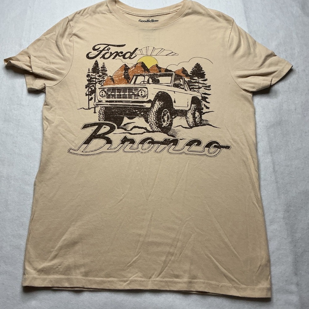 Goodfellow & Co Ford Bronco Graphic Tee Tan Small Short Sleeve Shirt